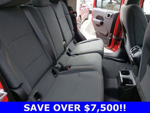 New 2025 Jeep Gladiator Sport AWD/4WD image 11
