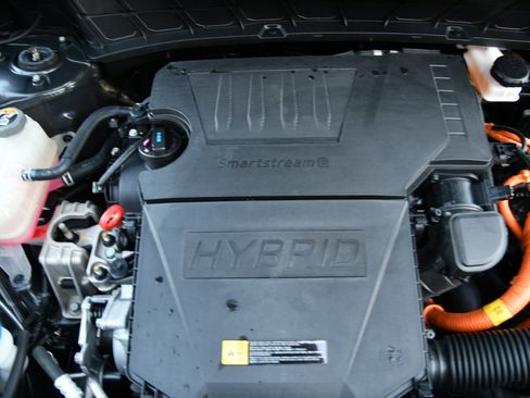 Used 2023 Kia Niro EX Touring image 34