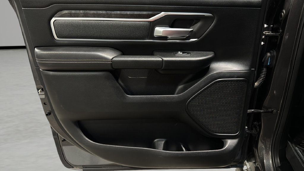 Used 2019 RAM 1500 Big Horn AWD/4WD image 16
