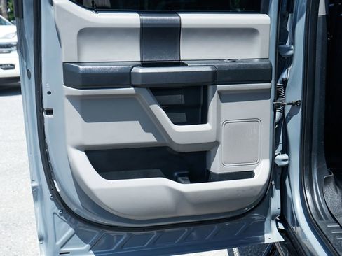 Used 2020 Ford F150 XL w/ Equipment Group 101A Mid AWD/4WD image 32