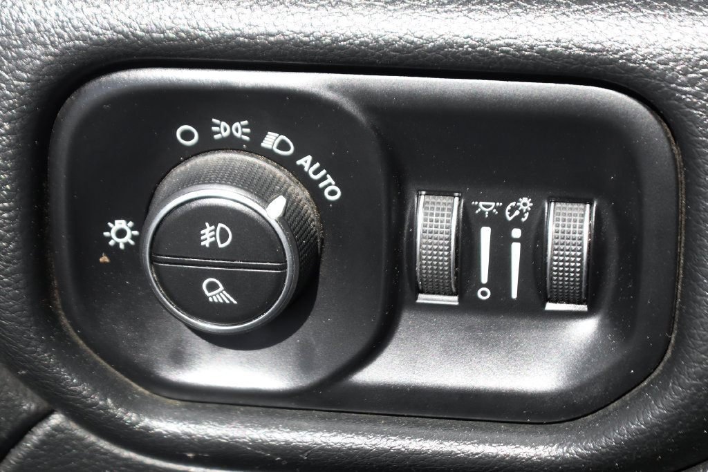 Used 2019 RAM 5500 Tradesman RWD image 20