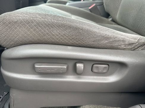 Used 2014 Honda Odyssey EX image 17