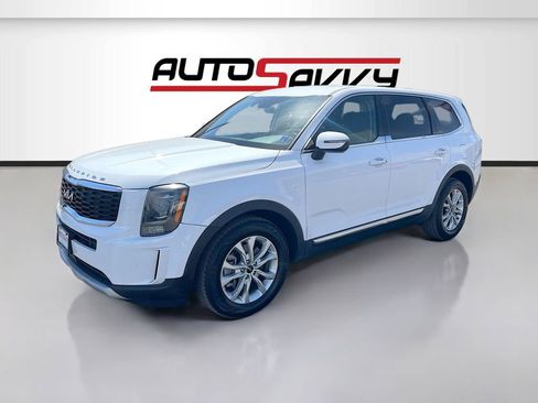 Used 2022 Kia Telluride LX FWD image 3