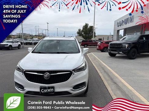 Used 2018 Buick Enclave Premium w/ Experience Buick Package AWD/4WD image 1