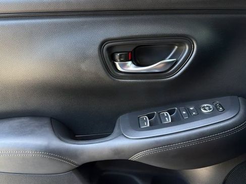 Used 2025 Honda HR-V EX-L image 12