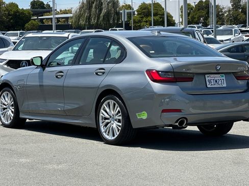Used 2023 BMW 330e xDrive w/ Driving Assistance Package AWD/4WD image 6