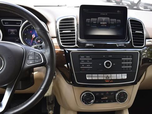 Used 2017 Mercedes-Benz GLE 350 image 11