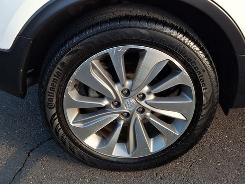 Used 2019 Buick Encore Preferred image 10