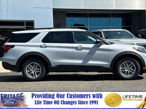 New 2026 Ford Explorer Active w/ Active Comfort Package RWD image 3