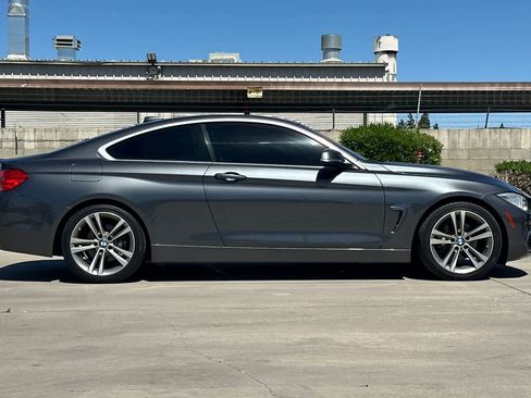 Used 2016 BMW 428i Coupe w/ Technology Package RWD image 9