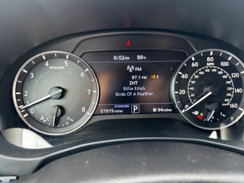 Used 2021 INFINITI QX50 Luxe AWD/4WD image 12