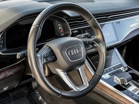 Used 2020 Audi Q8 Premium Plus image 15