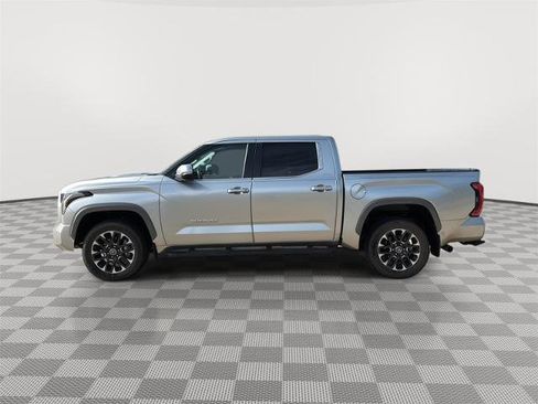 Used 2024 Toyota Tundra Limited image 2