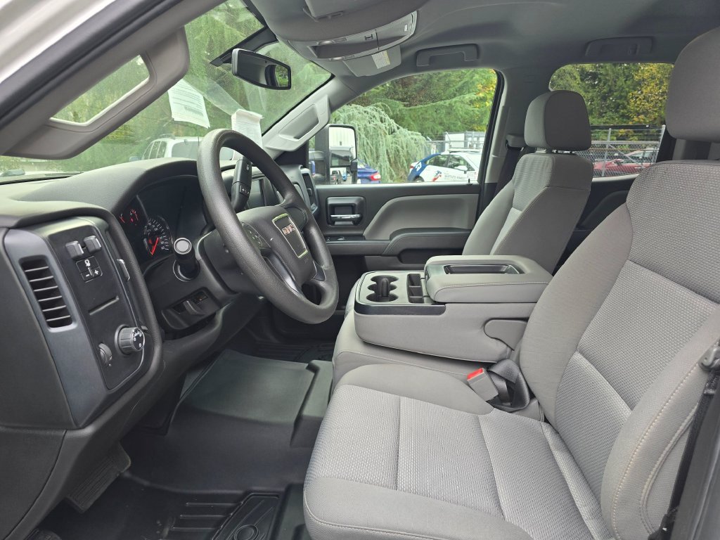 Used 2018 GMC Sierra 2500 2WD Double Cab w/ Sierra Convenience Package image 8