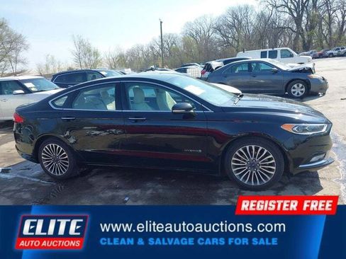 Used 2017 Ford Fusion Titanium FWD image 26