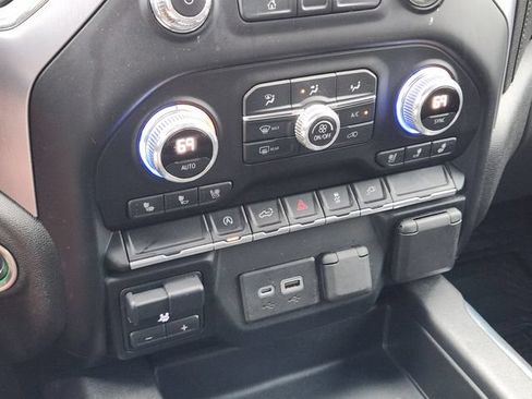 Used 2020 GMC Sierra 1500 SLT RWD image 19