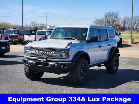 New 2026 Ford Bronco Badlands image 3