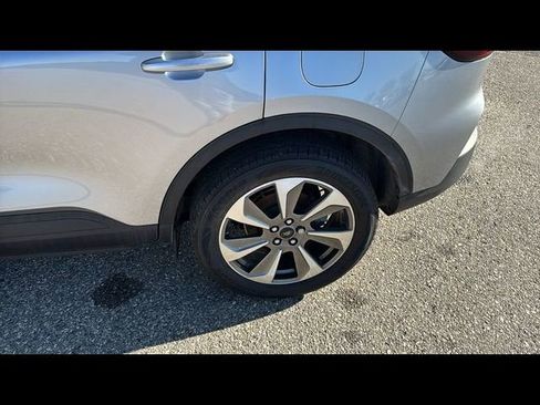 Certified 2023 Ford Escape Platinum AWD/4WD image 26