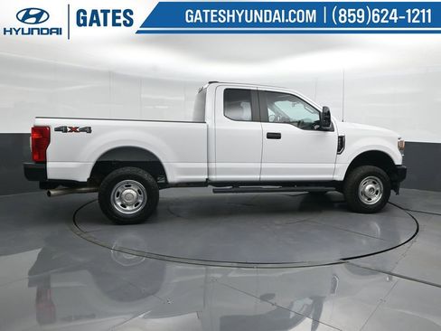 Used 2021 Ford F250 XL w/ Power Equipment Group image 3