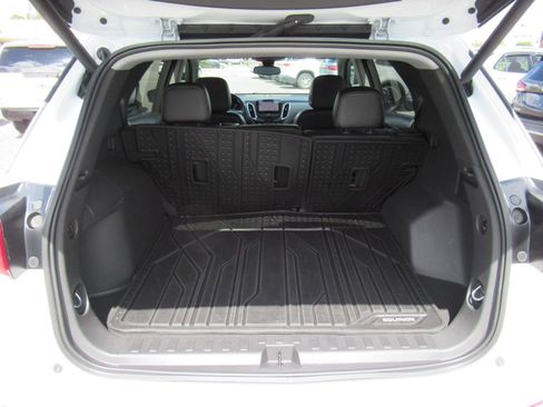 Used 2021 Chevrolet Equinox Premier FWD image 36