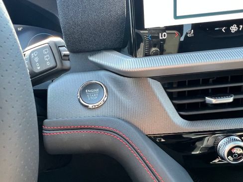 New 2026 Ford Explorer ST-Line w/ ST-Line Street Pack RWD image 28