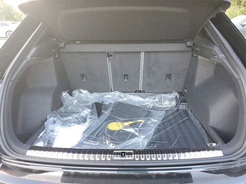 New 2025 Audi Q3 2.0T Premium image 15