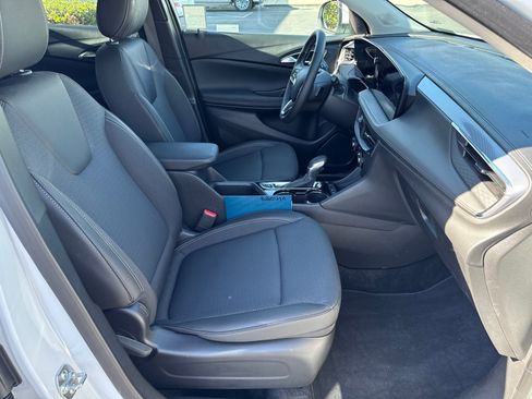 Certified 2026 Buick Encore GX Preferred w/ Comfort Package FWD image 15
