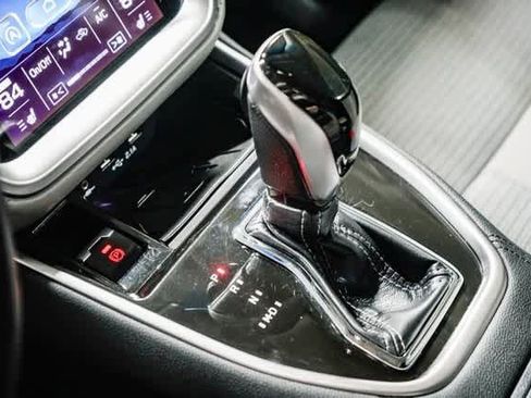 Used 2020 Subaru Outback Premium image 16