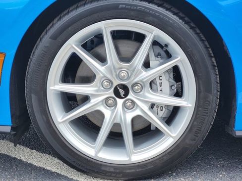 Used 2025 Ford Mustang GT Premium RWD image 9