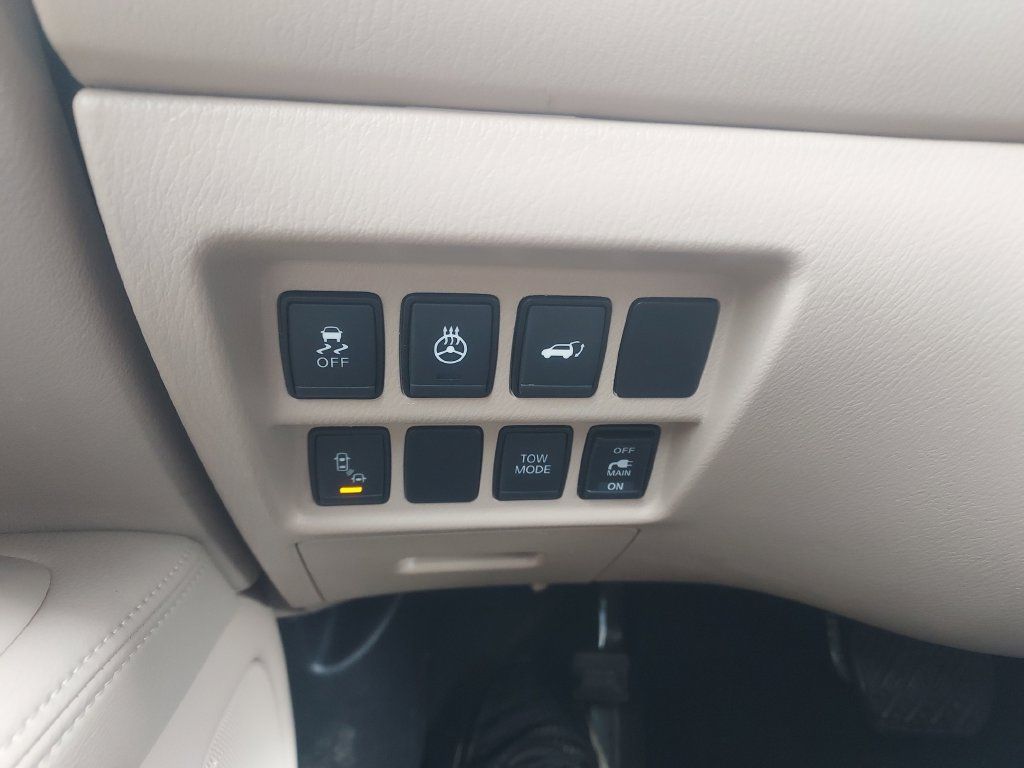 Used 2020 Nissan Pathfinder Platinum AWD/4WD image 27