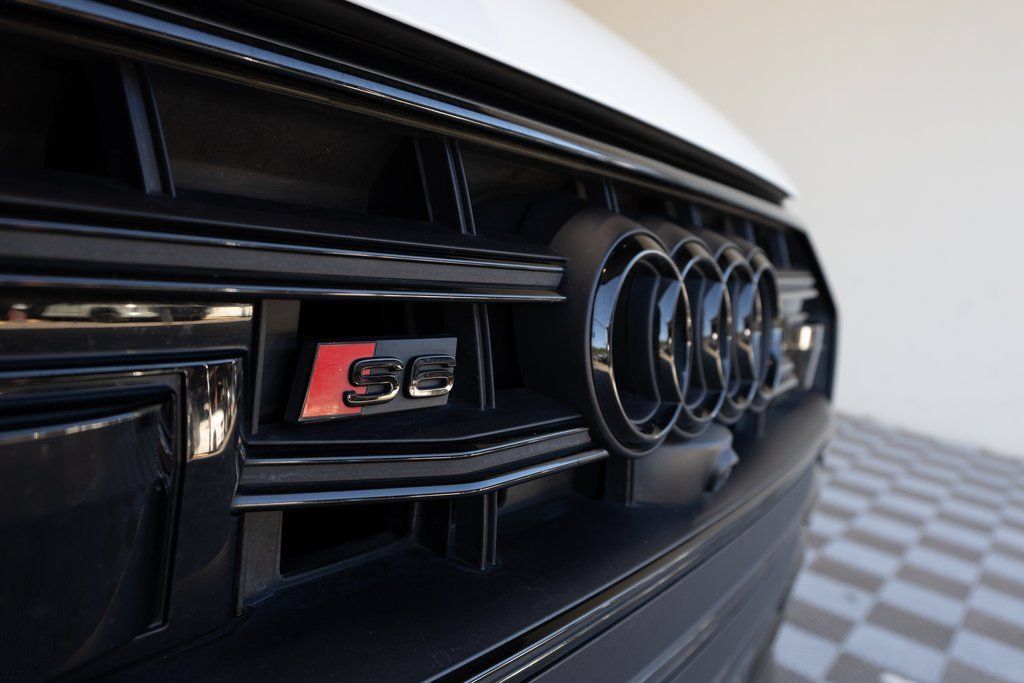 Used 2022 Audi S6 Prestige w/ Prestige Package AWD/4WD image 7