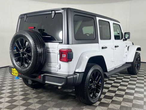 Used 2023 Jeep Wrangler Unlimited Sahara w/ Cold Weather Group image 6