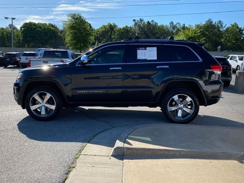 Used 2014 Jeep Grand Cherokee Overland w/ Advanced Technology Group AWD/4WD image 4