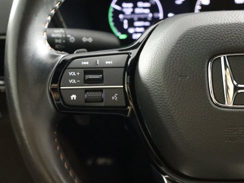 Used 2024 Honda CR-V Sport Touring image 8