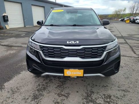 Used 2023 Kia Seltos LX AWD/4WD image 3