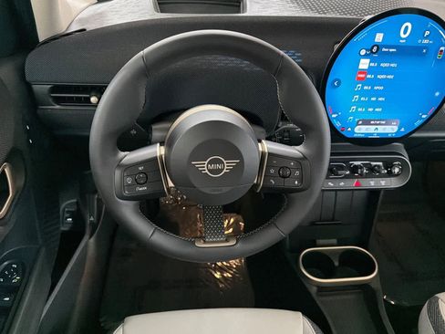 Certified 2025 MINI Cooper S image 14