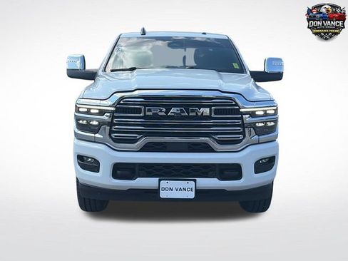 Used 2026 RAM 2500 Laramie AWD/4WD image 8