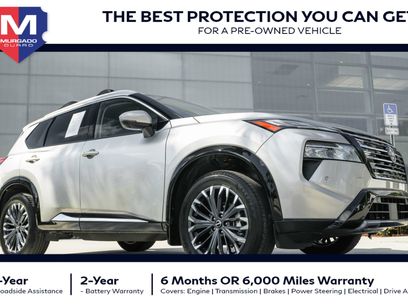 Used 2025 Nissan Rogue Platinum w/ Platinum Premium Package