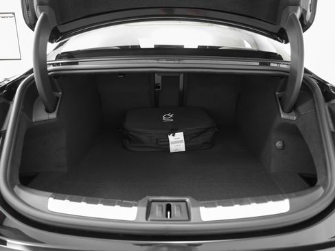 New 2026 Porsche Taycan 4 image 19