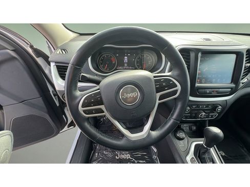 Used 2018 Jeep Cherokee Limited w/ Trailer Tow Group image 22