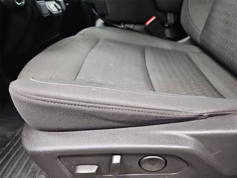 Used 2025 Chevrolet Silverado 1500 Custom image 28