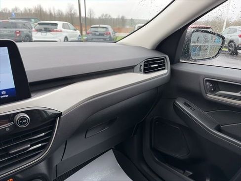 Used 2022 Ford Escape SE w/ Cold Weather Package FWD image 20