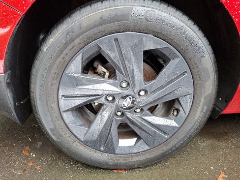 Certified 2022 Hyundai Elantra SEL w/ Convenience Package image 4