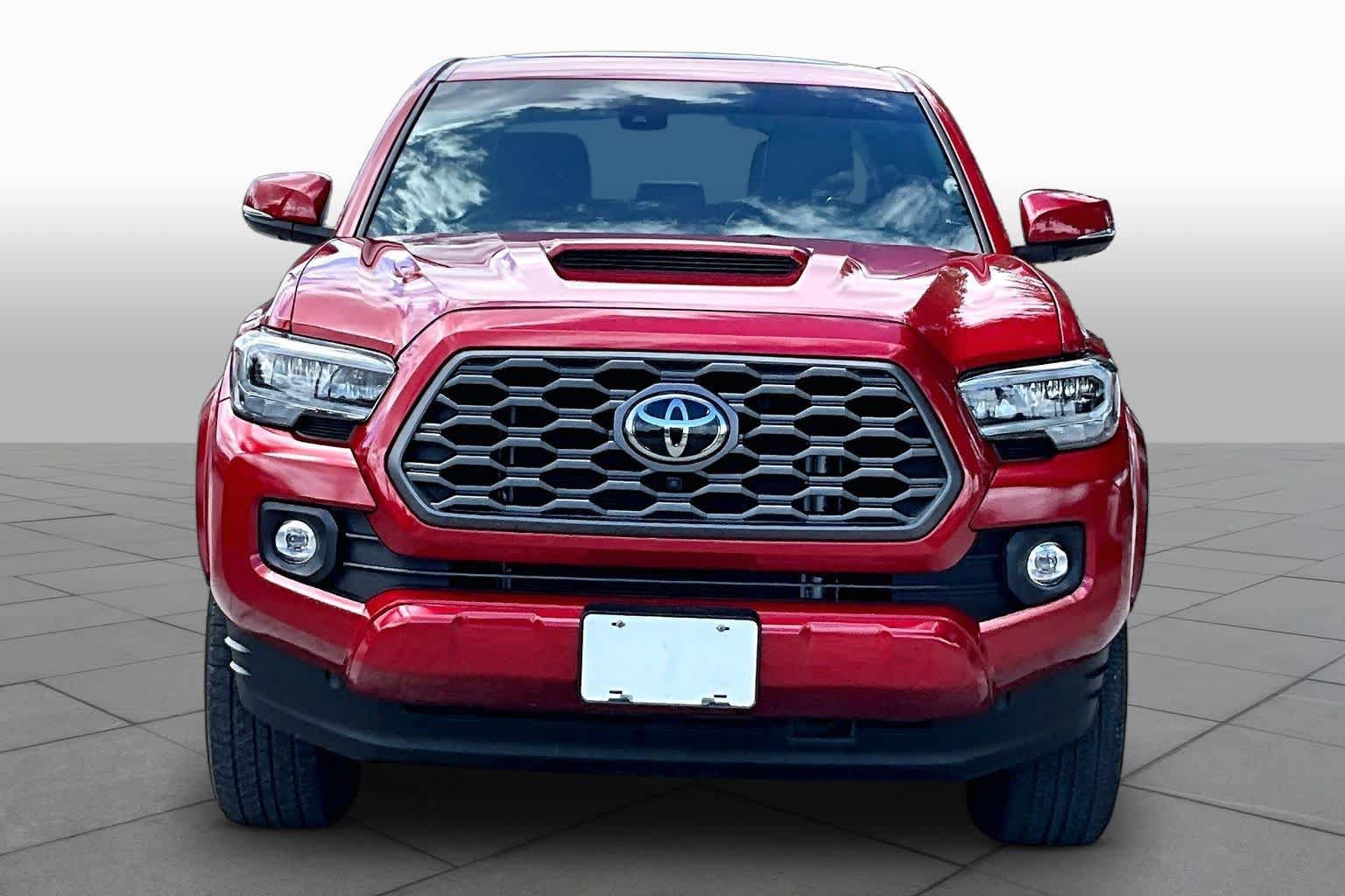 Used 2023 Toyota Tacoma TRD Sport w/ TRD Premium Sport Package RWD image 4