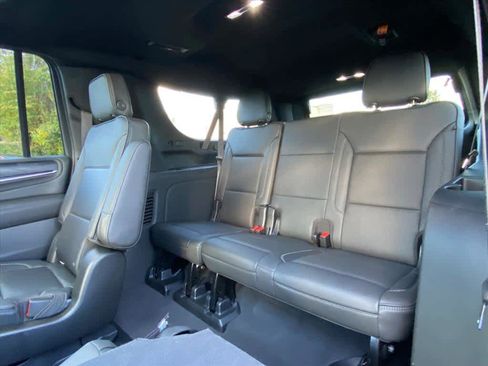 Used 2021 GMC Yukon XL Denali w/ LPO, Illumination Package image 27