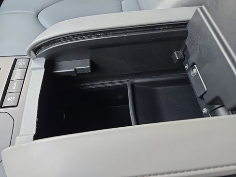 Used 2021 Toyota Highlander XLE image 69