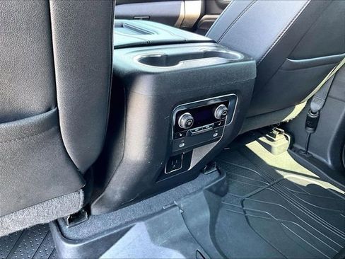 Used 2023 Chevrolet Suburban Z71 w/ Z71 Off-Road Package image 29