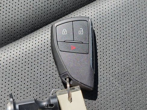 Used 2024 Buick Envision Preferred AWD/4WD image 39