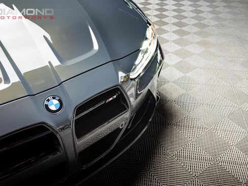 Used 2025 BMW M3 w/ M Carbon Exterior Package RWD image 71