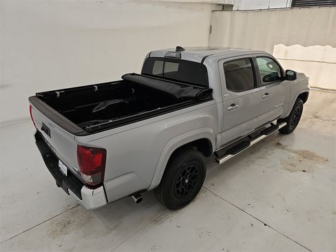 Used 2019 Toyota Tacoma SR5 image 41